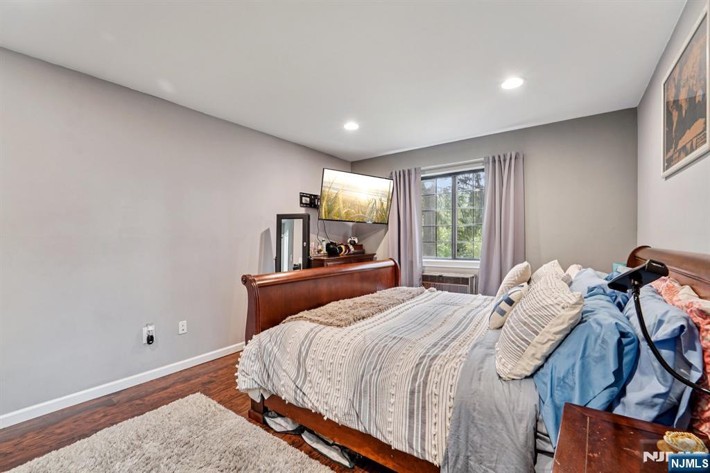 19J Foxwood Drive J