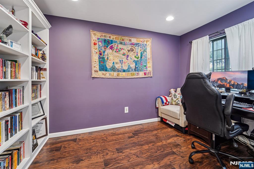 19J Foxwood Drive J