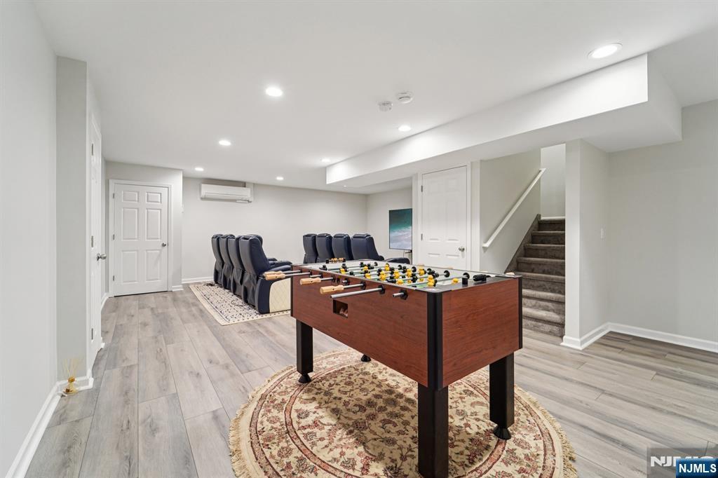 1704 Whitney Lane 1704