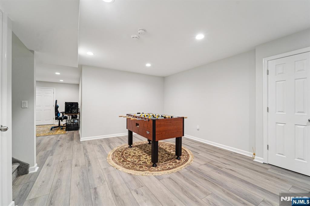 1704 Whitney Lane 1704