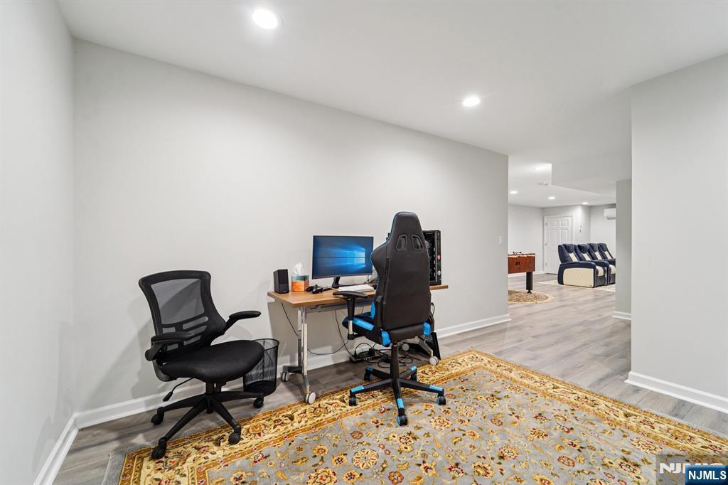 1704 Whitney Lane 1704