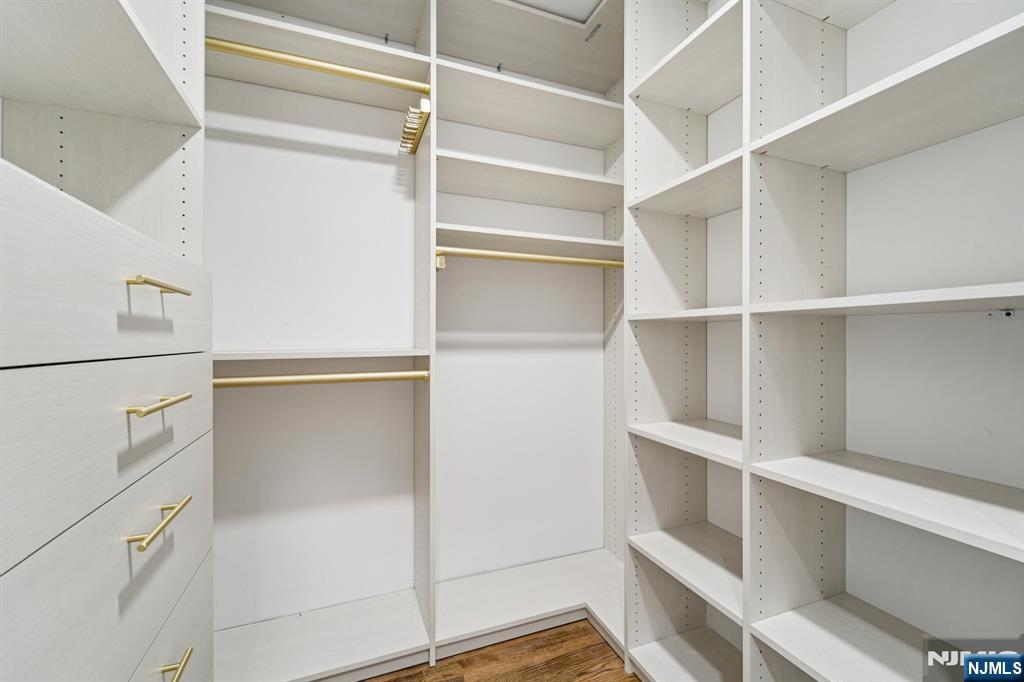 1704 Whitney Lane 1704