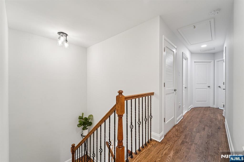 1704 Whitney Lane 1704