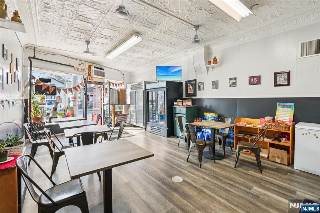 4410 Bergen Turnpike