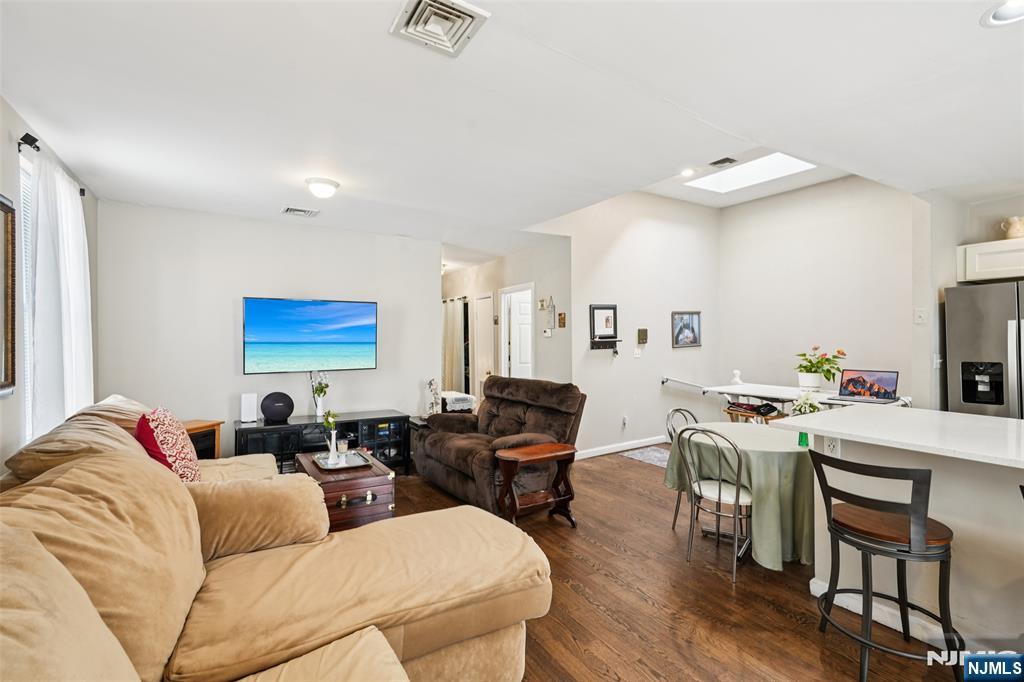 4410 Bergen Turnpike