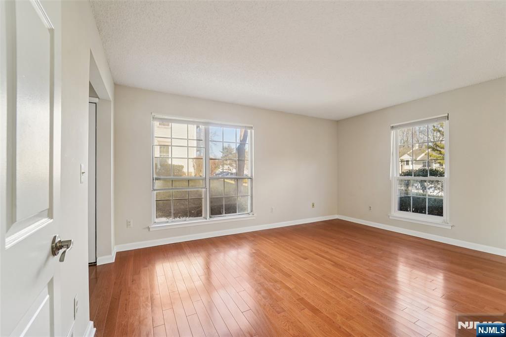 528 Holly Court