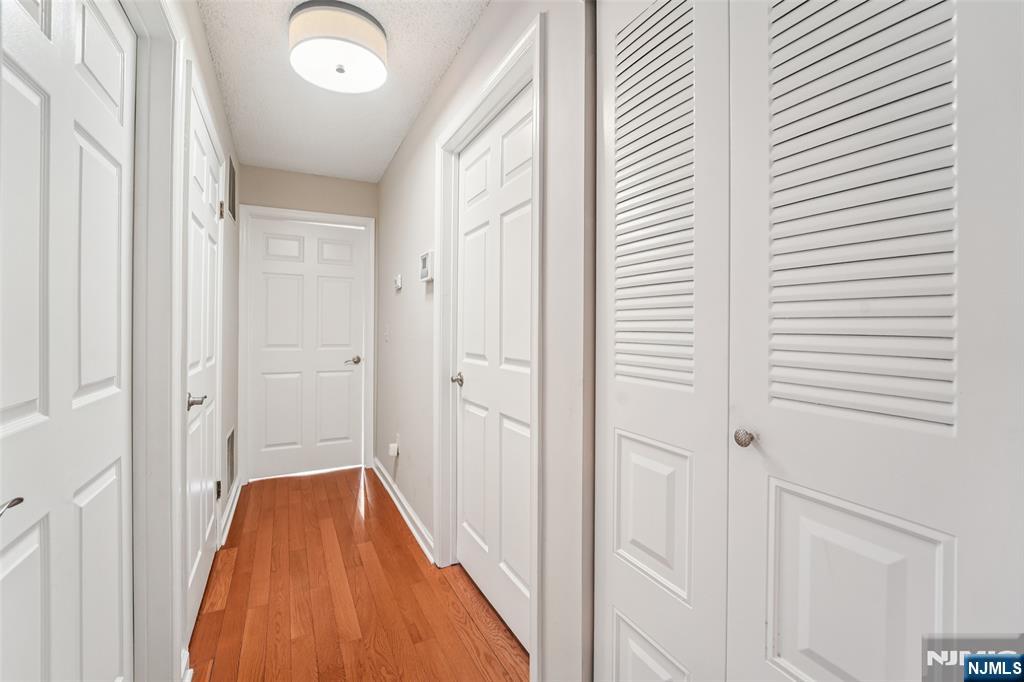 528 Holly Court