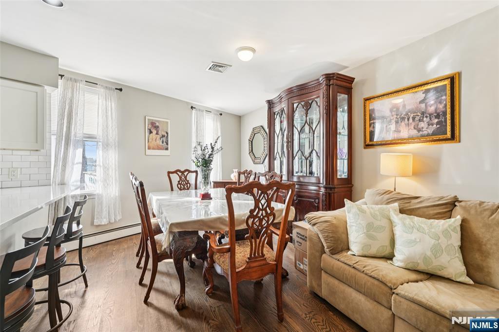 4410 Bergen Turnpike