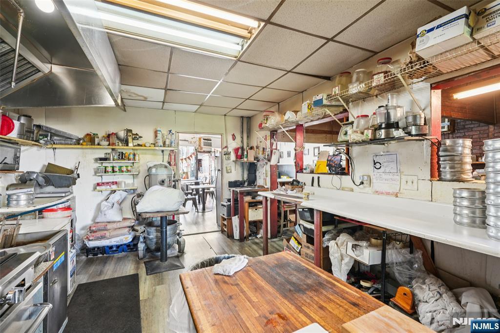 4410 Bergen Turnpike