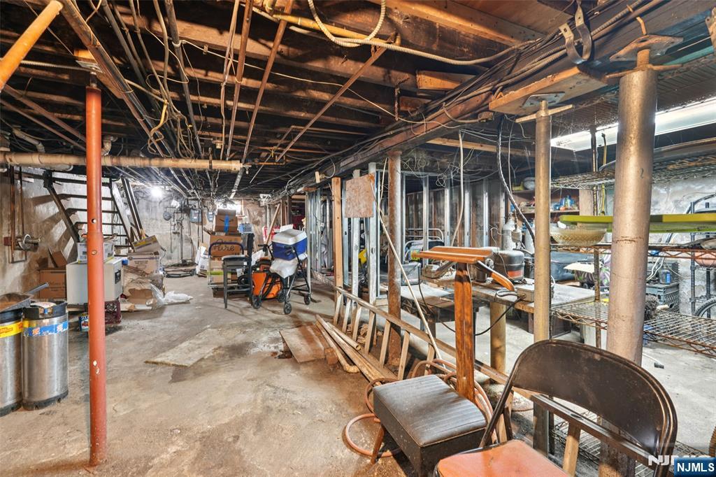 4410 Bergen Turnpike