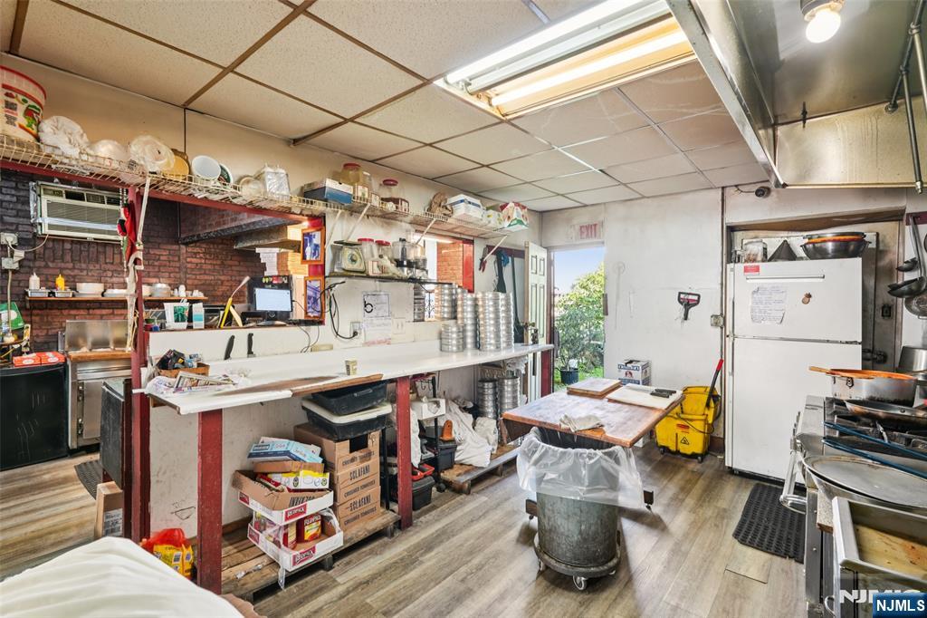 4410 Bergen Turnpike