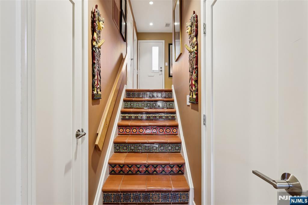 161 Pond Drive 13E
