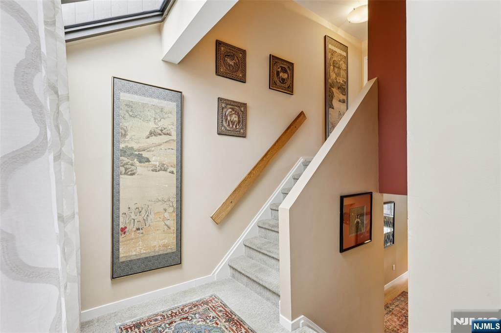 161 Pond Drive 13E