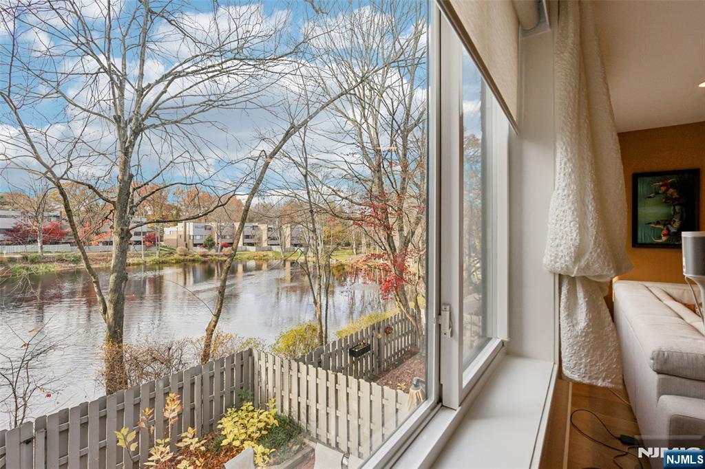 161 Pond Drive 13E