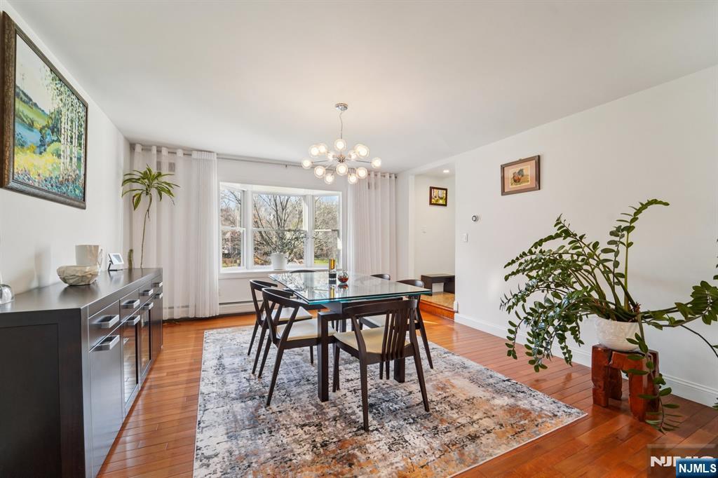 17 Riverside Lane