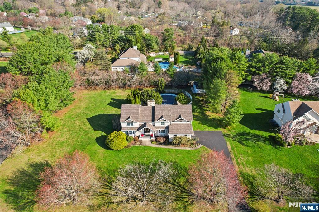 17 Riverside Lane