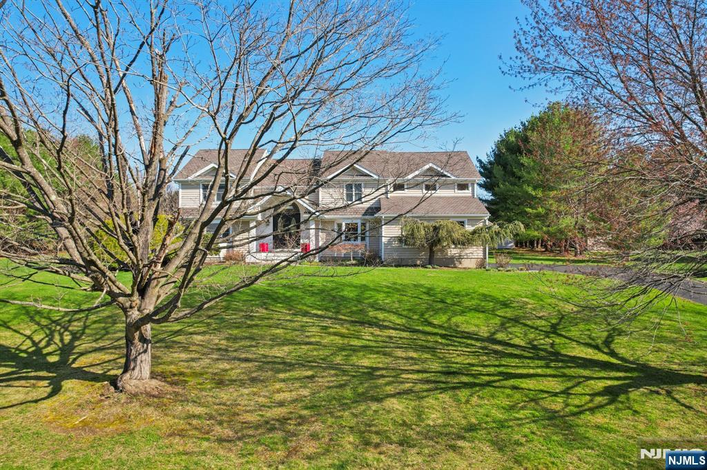 17 Riverside Lane