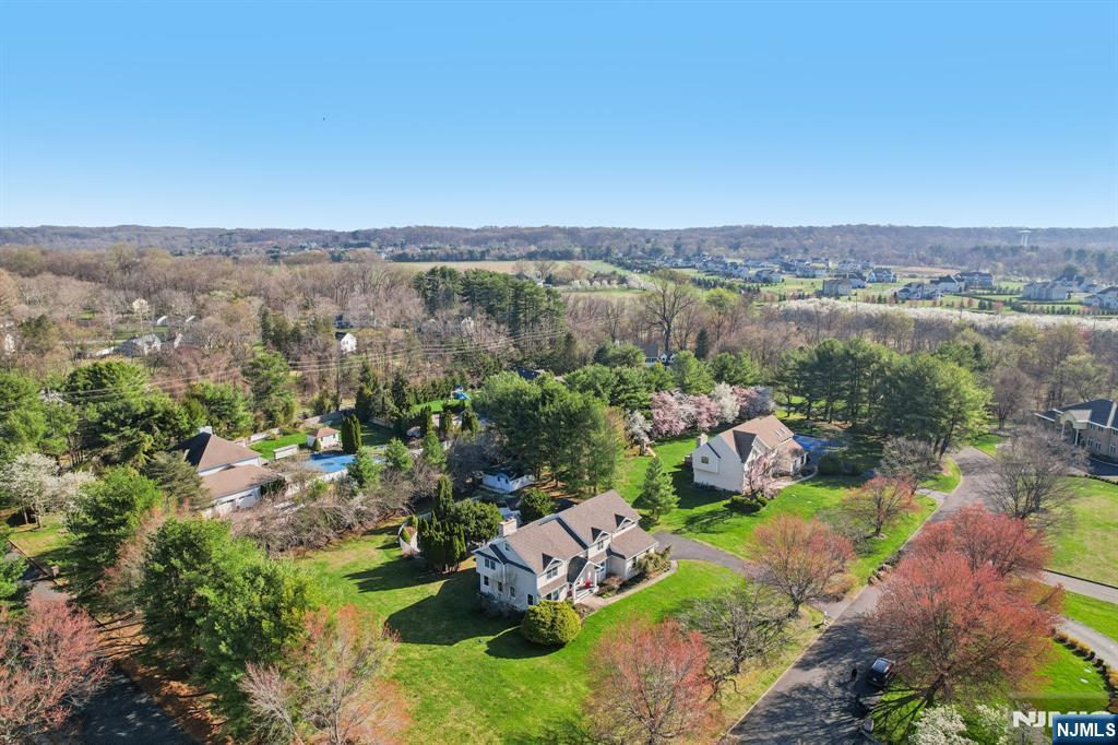 17 Riverside Lane