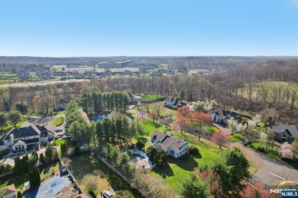 17 Riverside Lane
