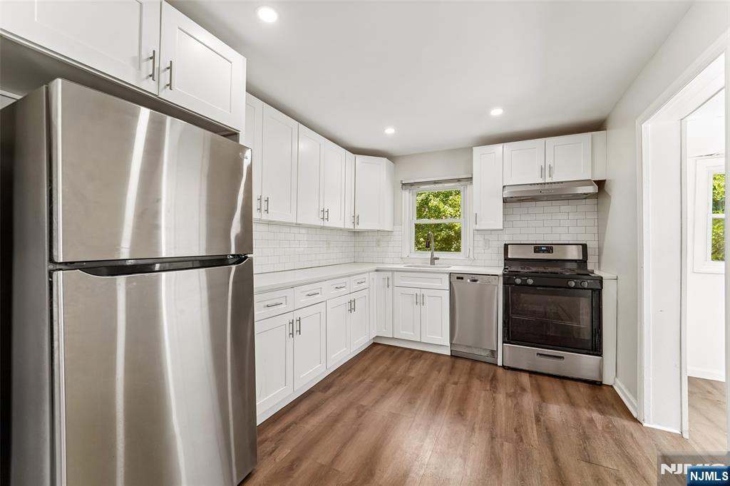 42 Ridgewood Avenue