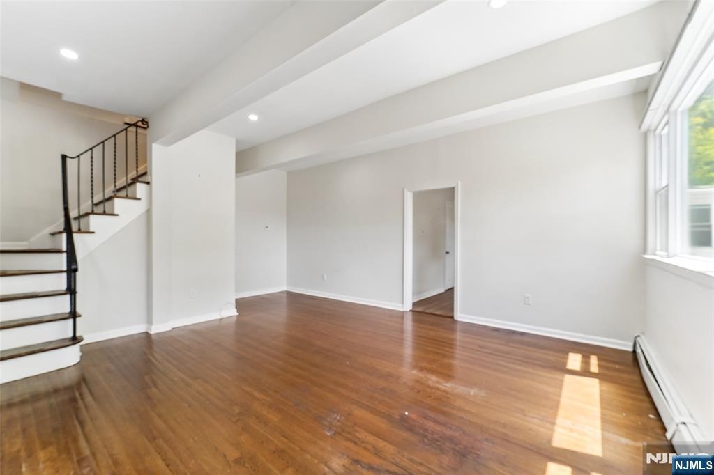 42 Ridgewood Avenue