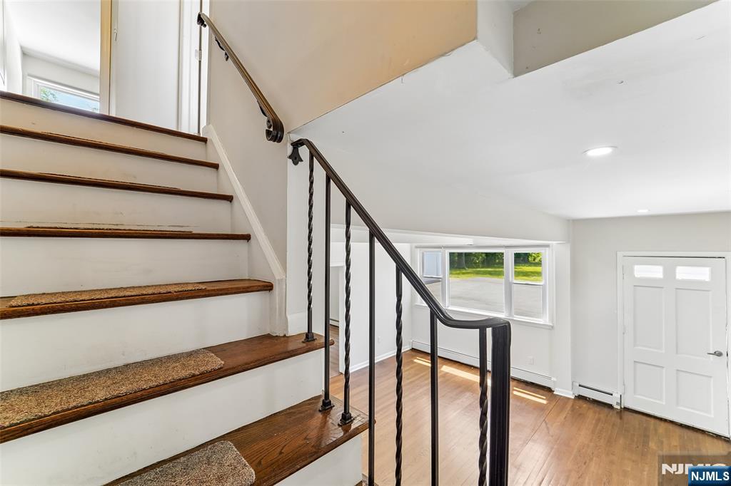 42 Ridgewood Avenue