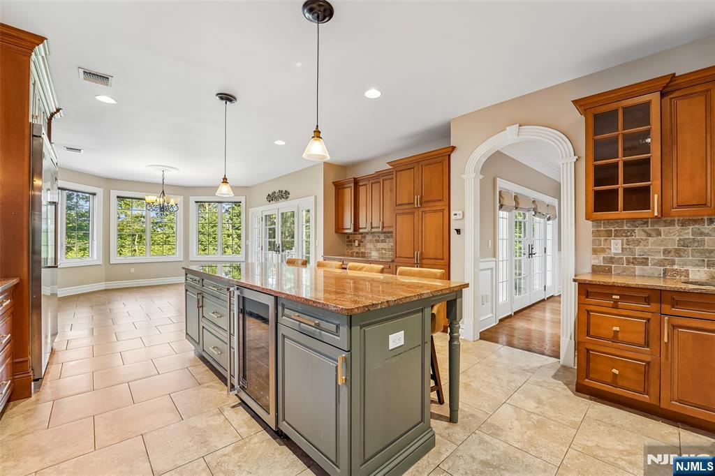 35 Franklin Turnpike