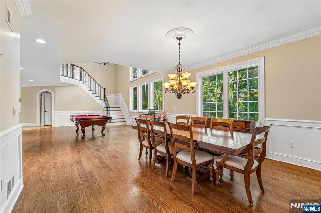 35 Franklin Turnpike