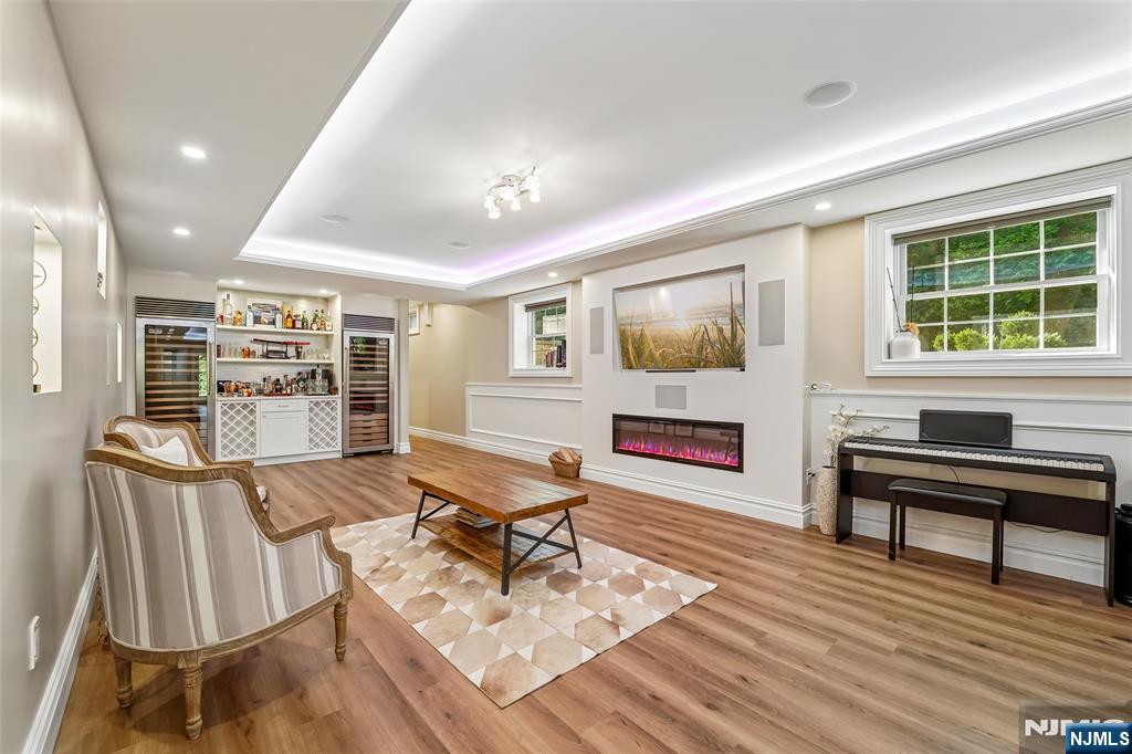 35 Franklin Turnpike