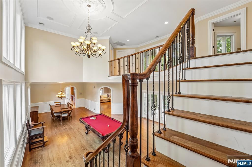 35 Franklin Turnpike