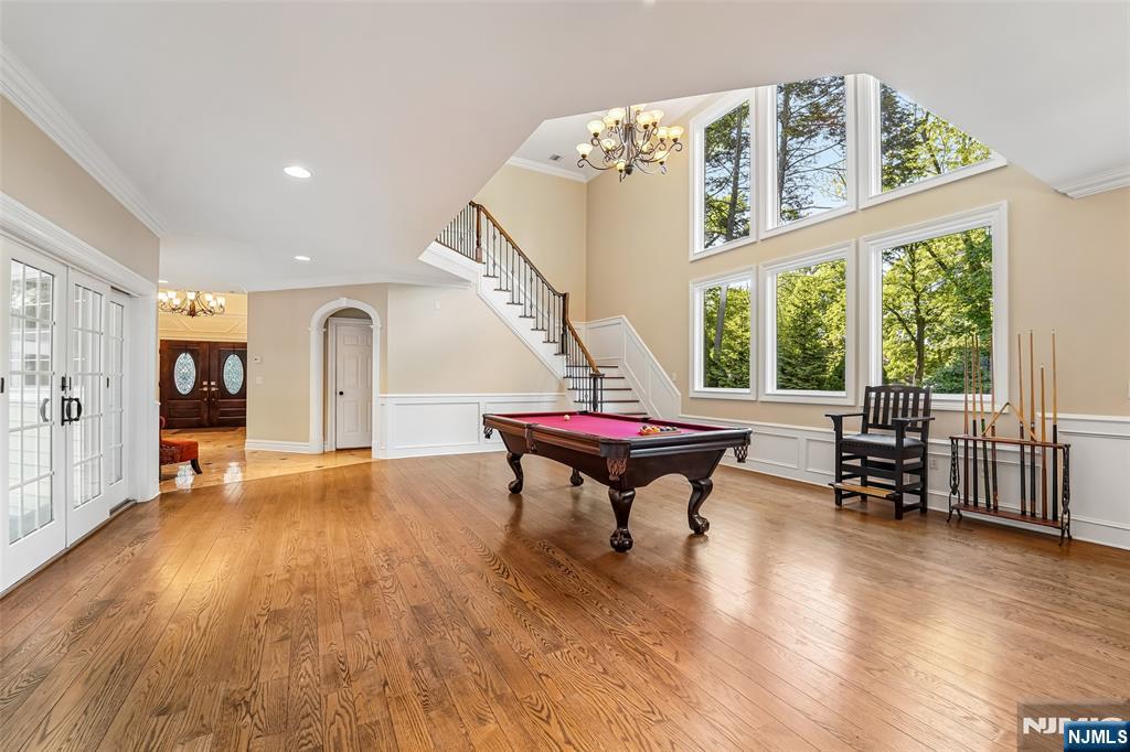 35 Franklin Turnpike