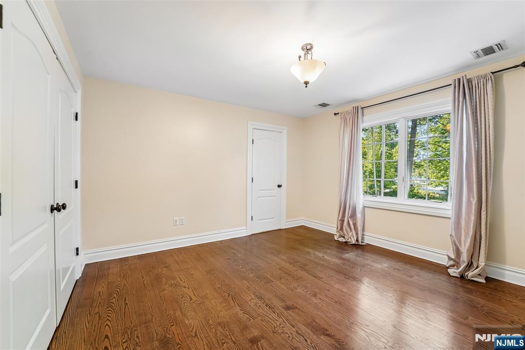 35 Franklin Turnpike