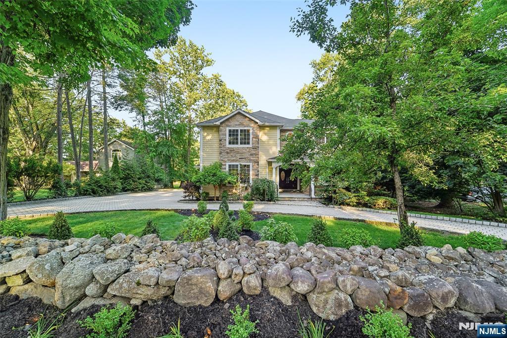 35 Franklin Turnpike