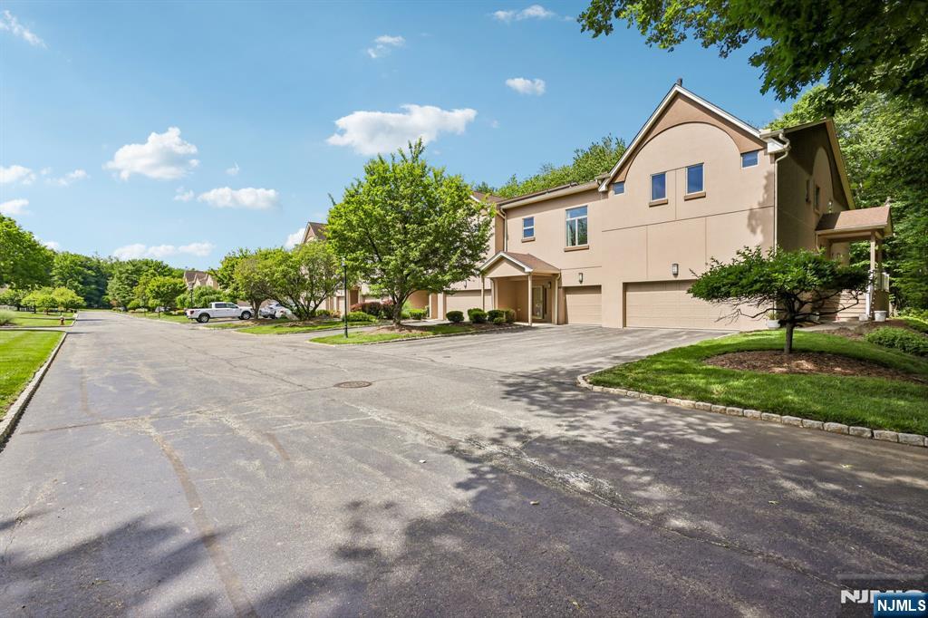 40 Rio Vista Drive