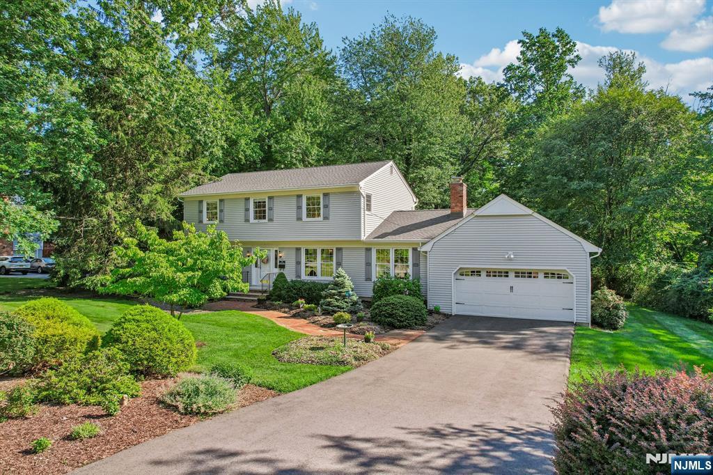 30 Arlton Avenue