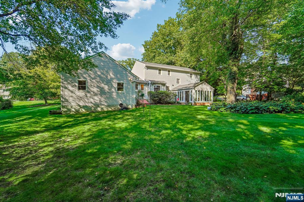 30 Arlton Avenue