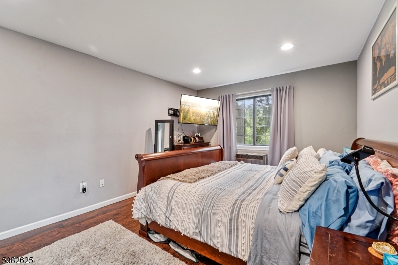 19J Foxwood Dr