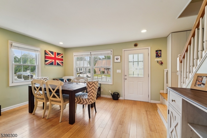 25 Bergen Ave