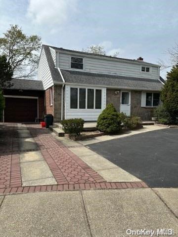 605 Bauer Ct