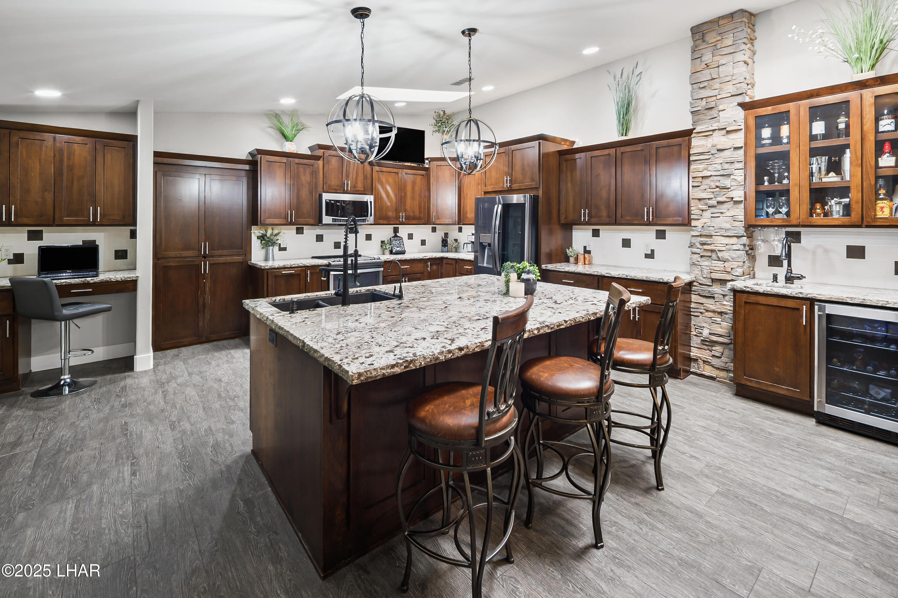 4125 Peruvian Dr
