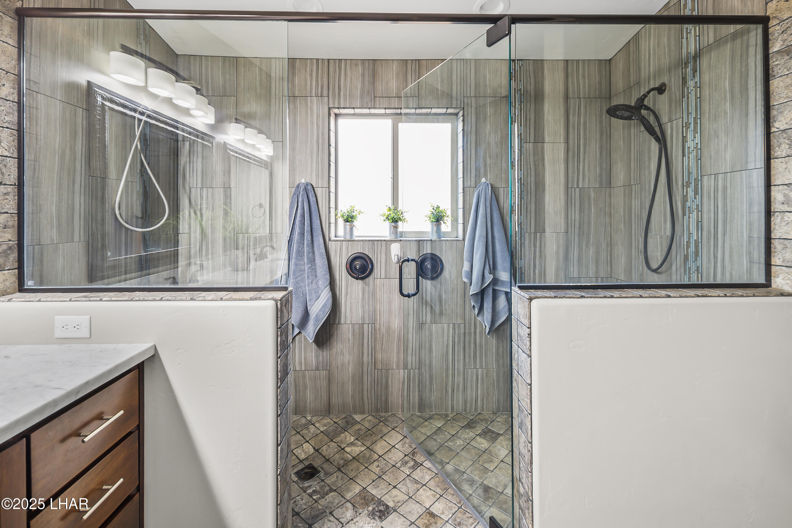 4125 Peruvian Dr