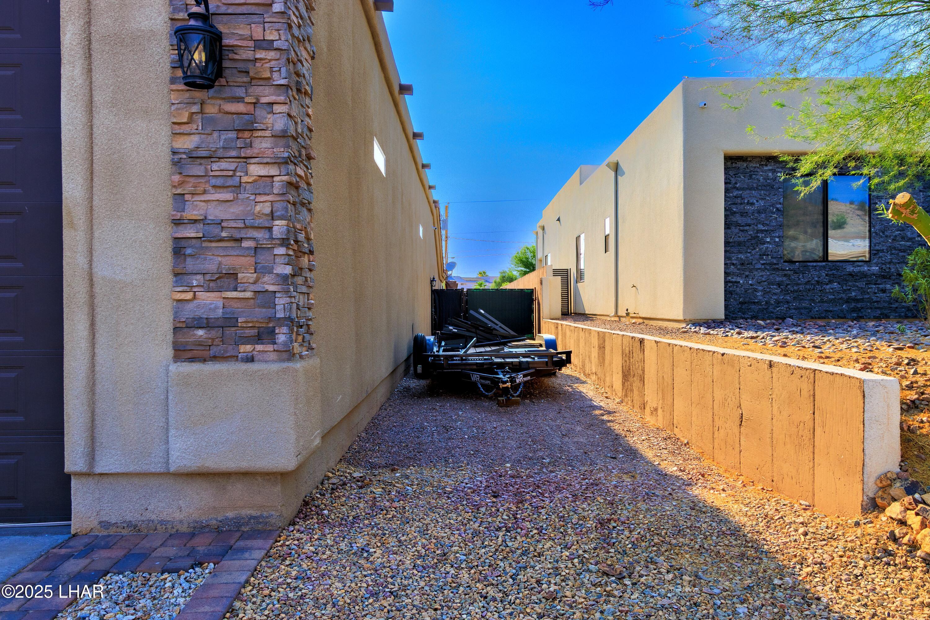 4125 Peruvian Dr
