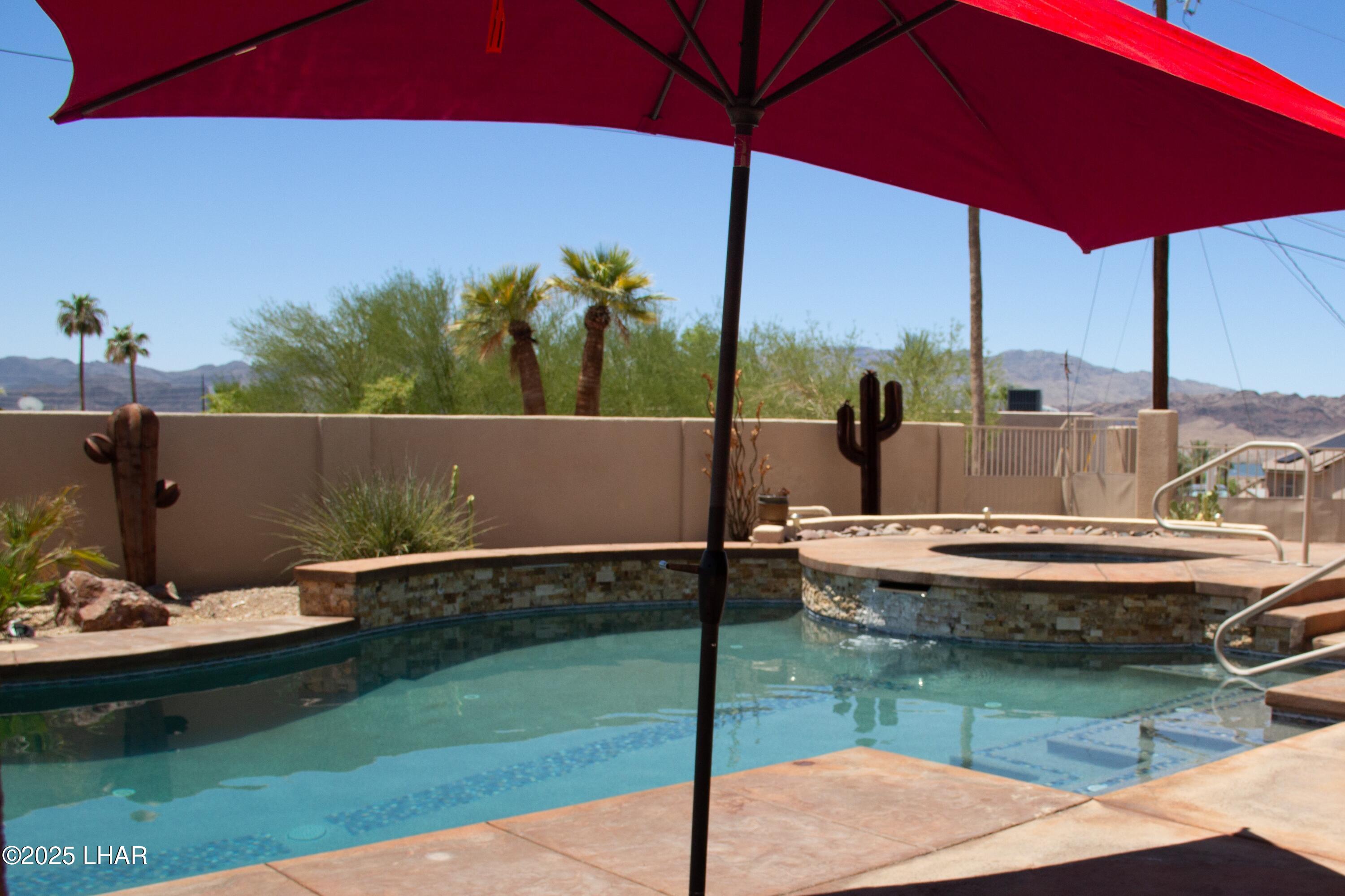 2440 Viejo Ln