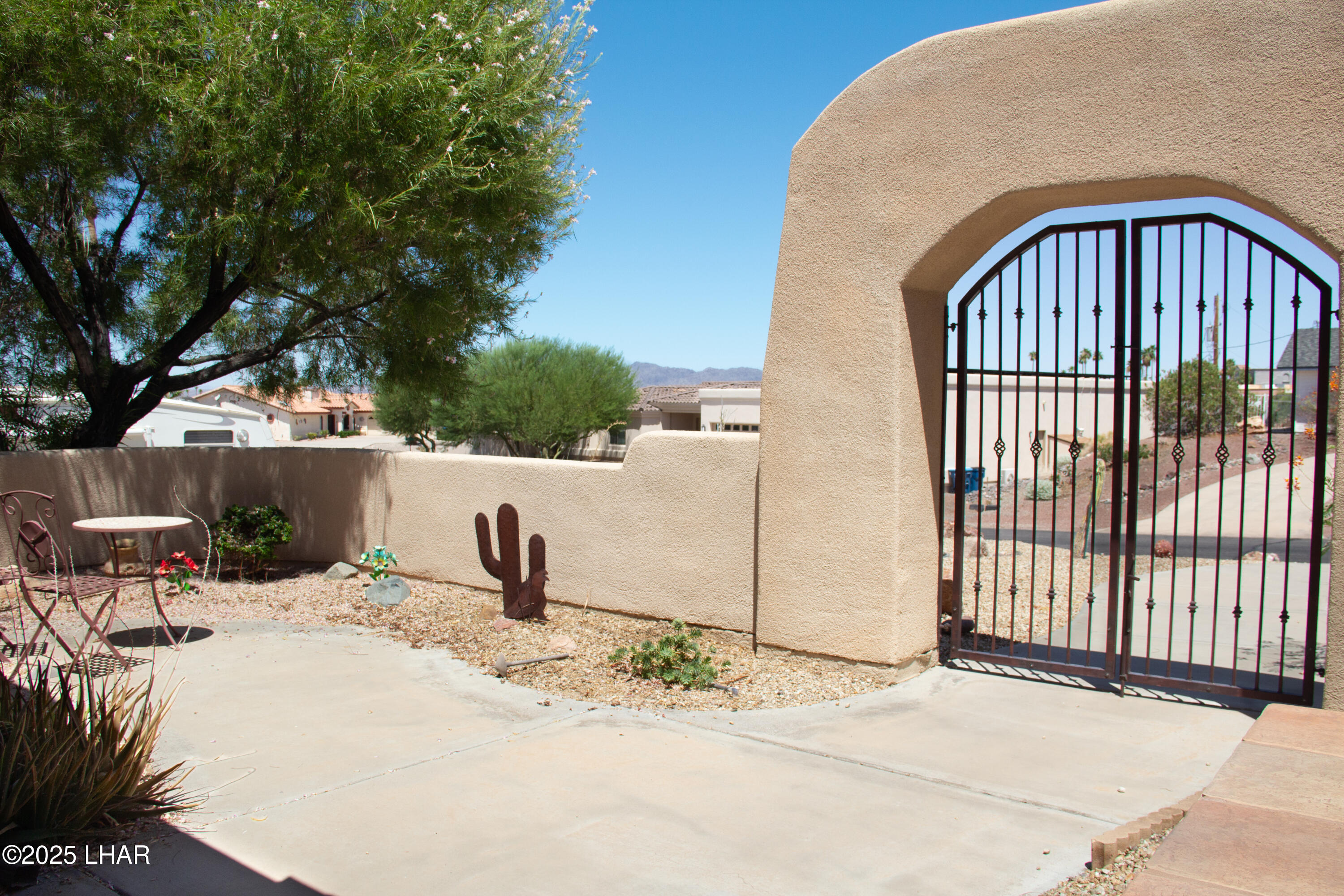 2440 Viejo Ln