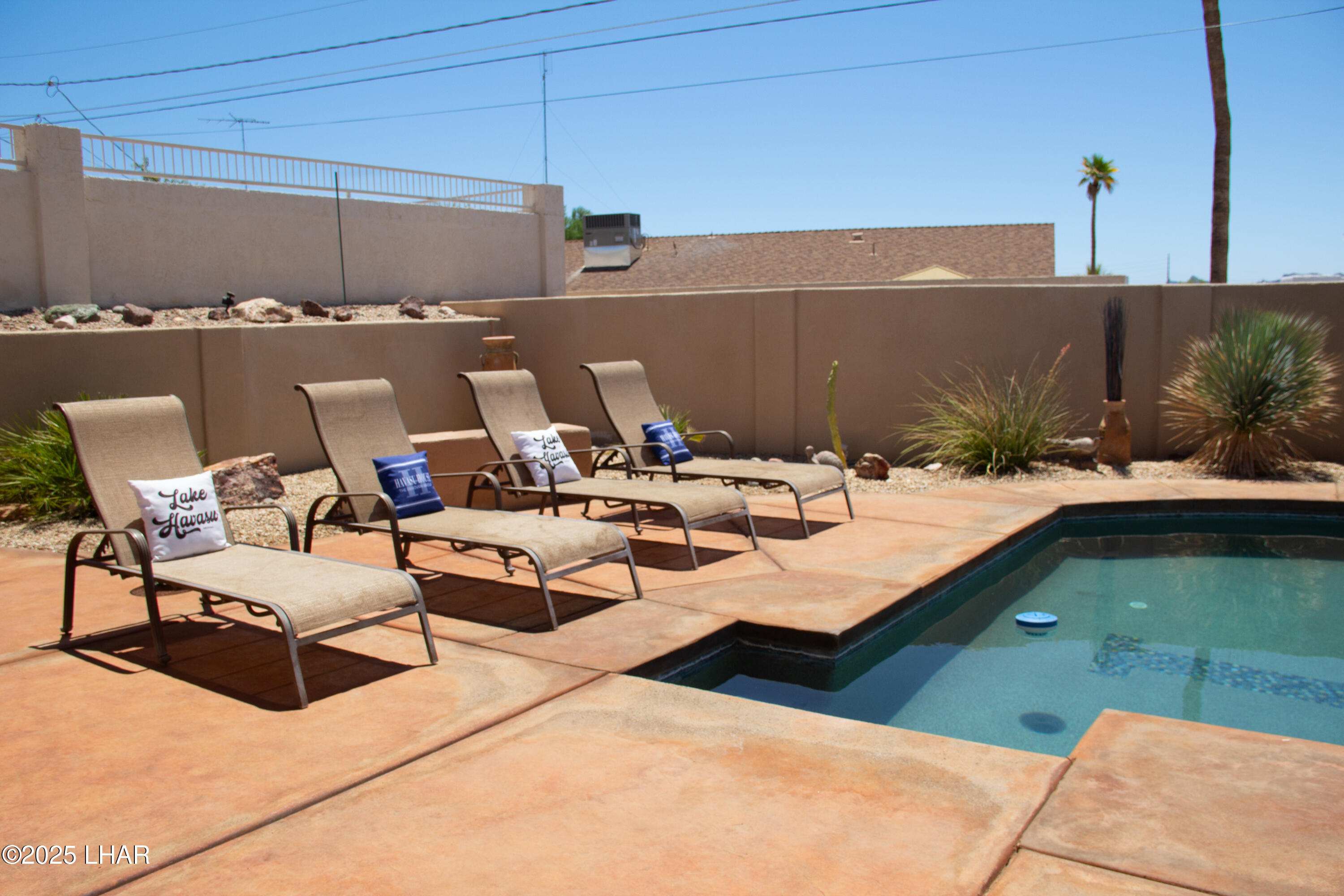 2440 Viejo Ln