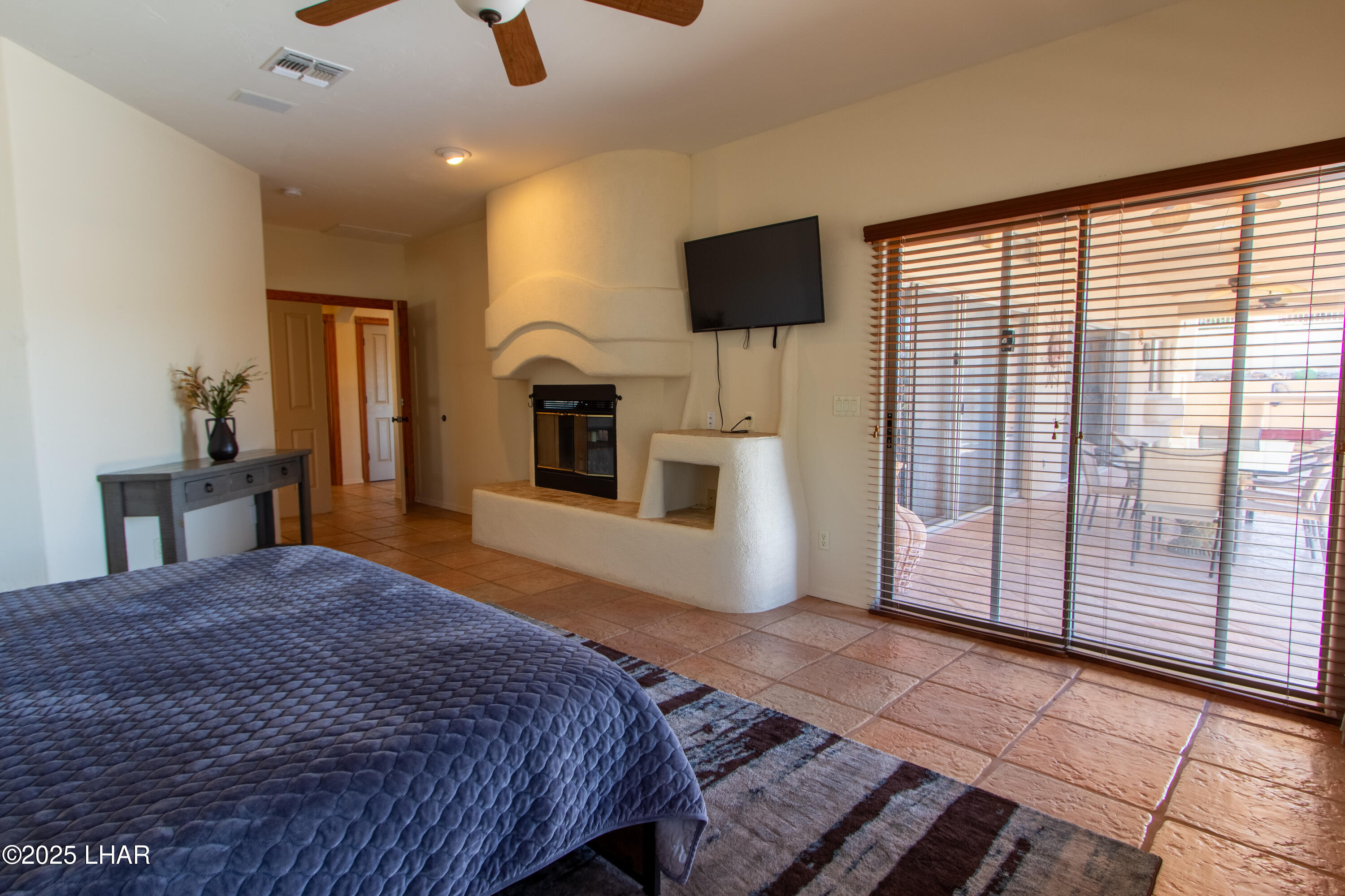 2440 Viejo Ln