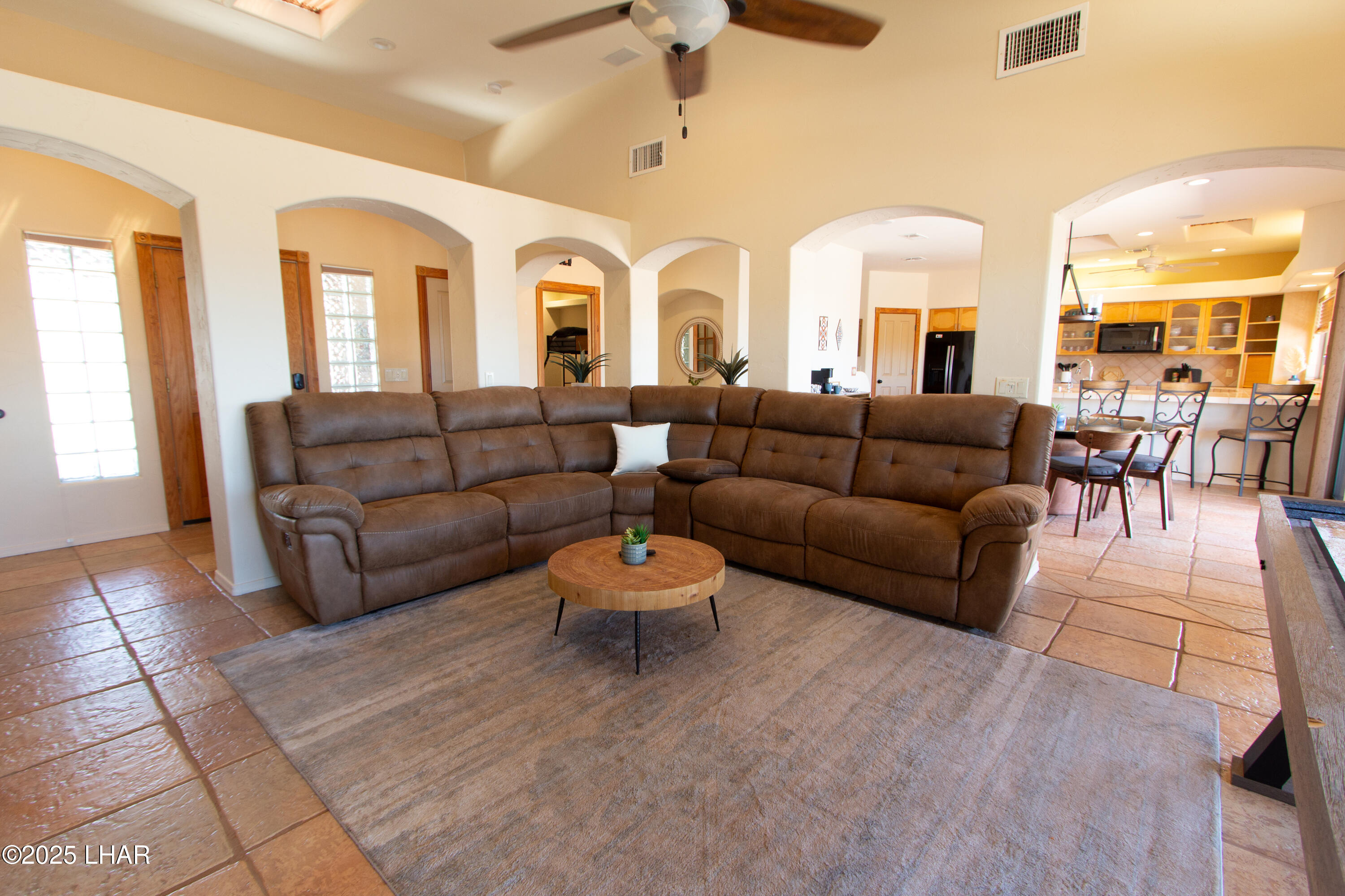 2440 Viejo Ln