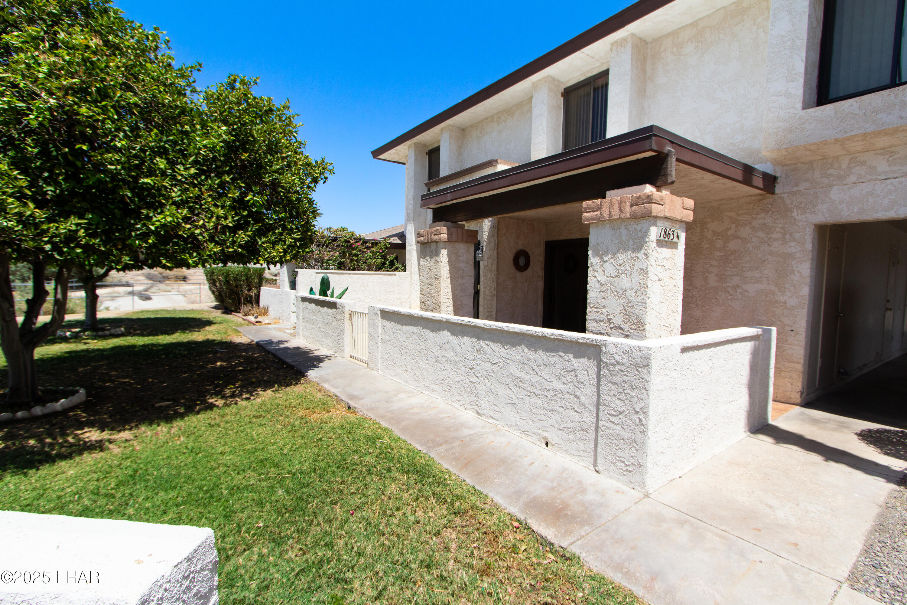 1863 Montana Vista, #B