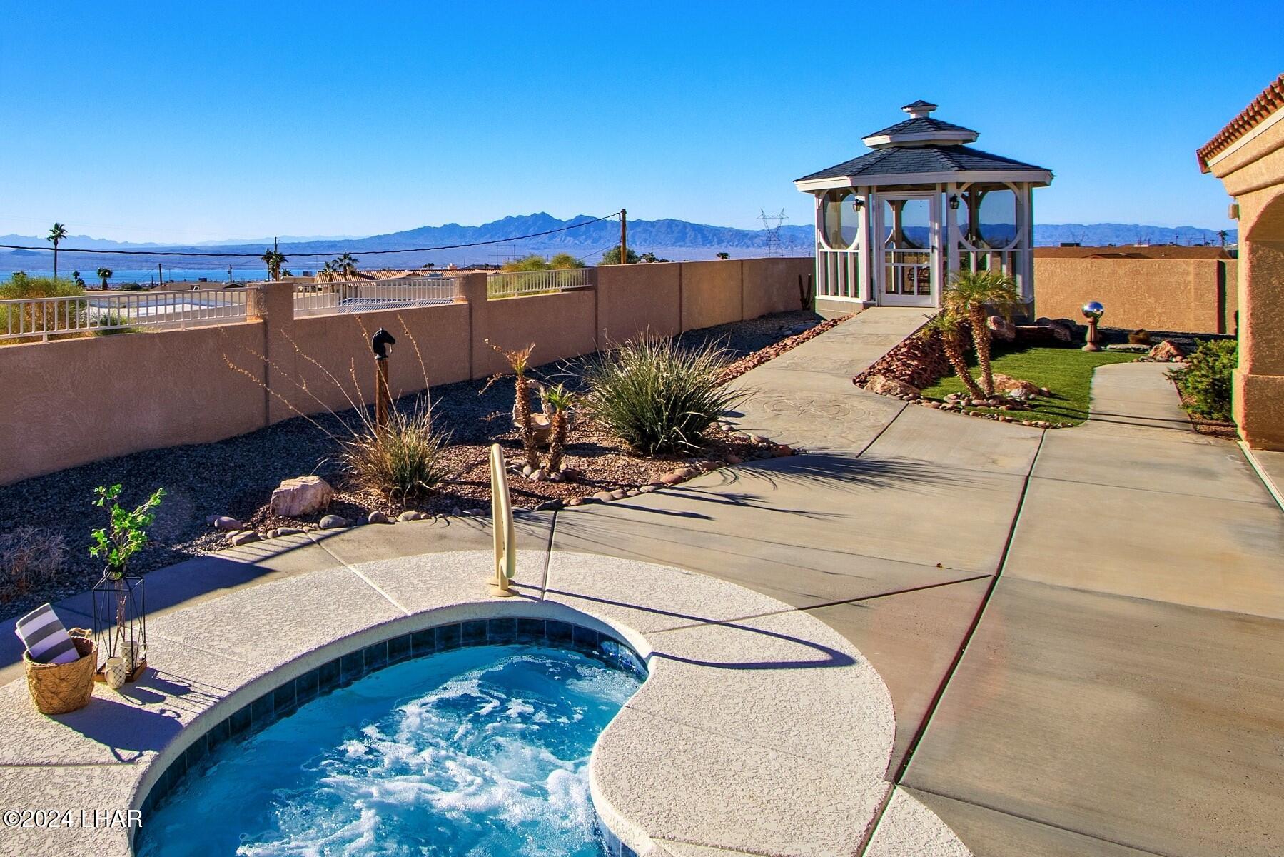3504 Pioneer Dr