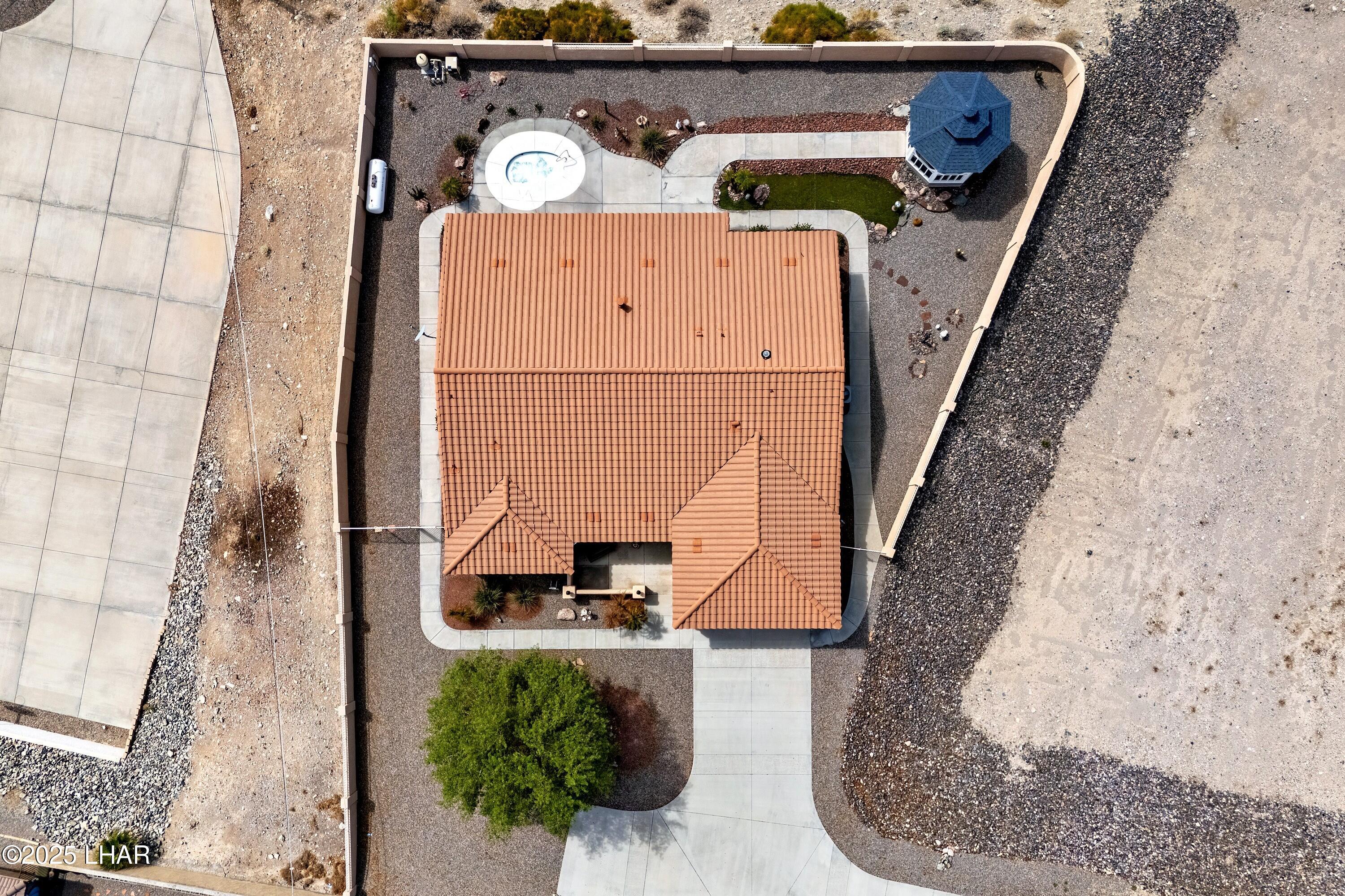 3504 Pioneer Dr